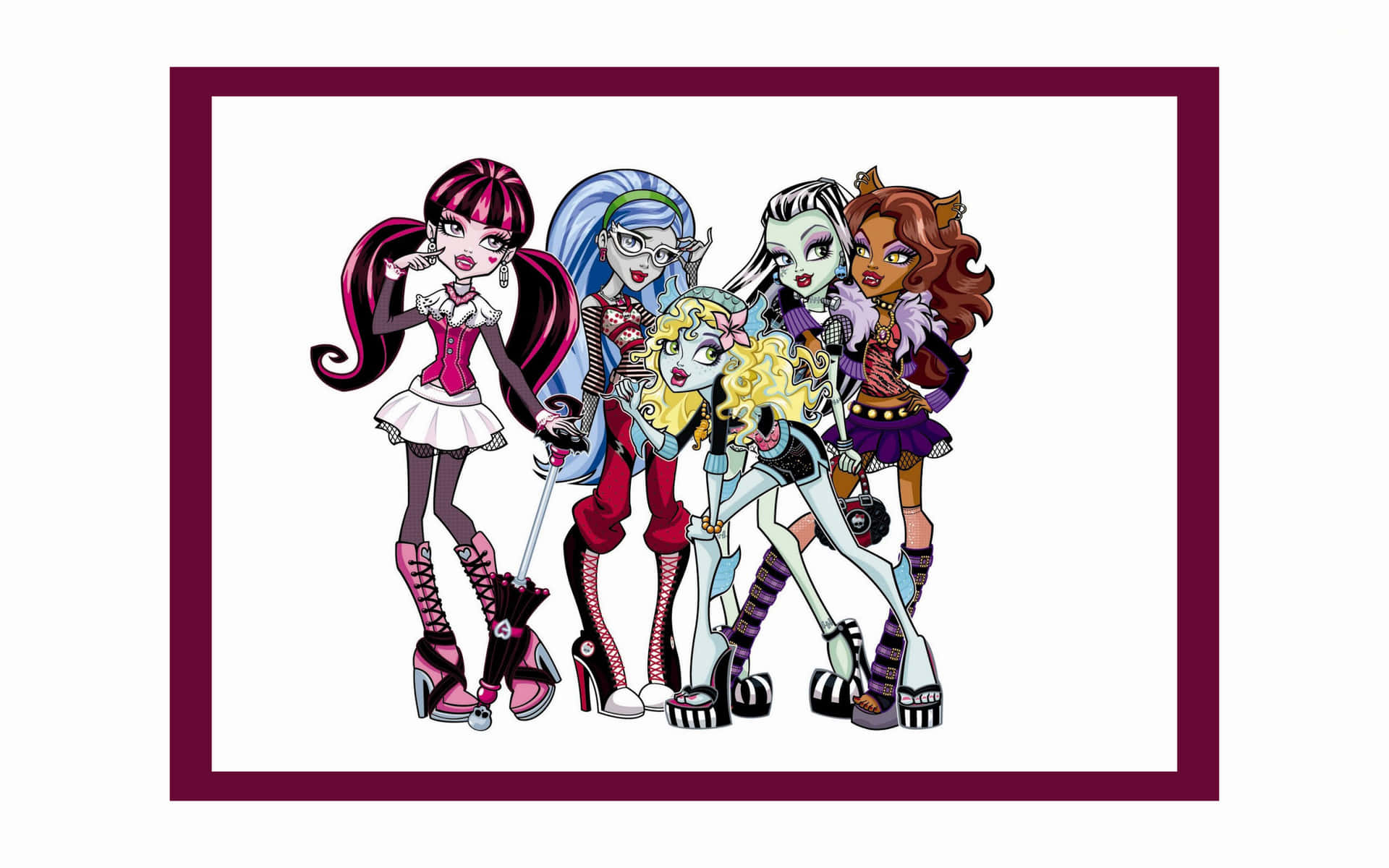 Monster High 桌布 壁紙 — 五位風格化的哥德式怪物女孩在栗色邊框的白色背景前自信地擺姿勢。