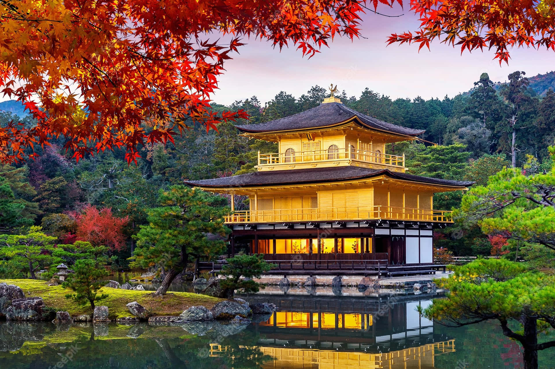 京都金閣寺的神聖風景 壁紙