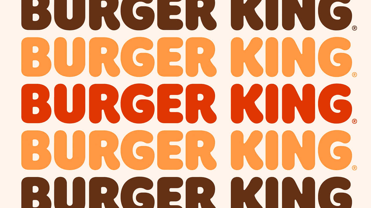 在奶油色背景上重複出現的復古棕色和橙色Burger King標誌。