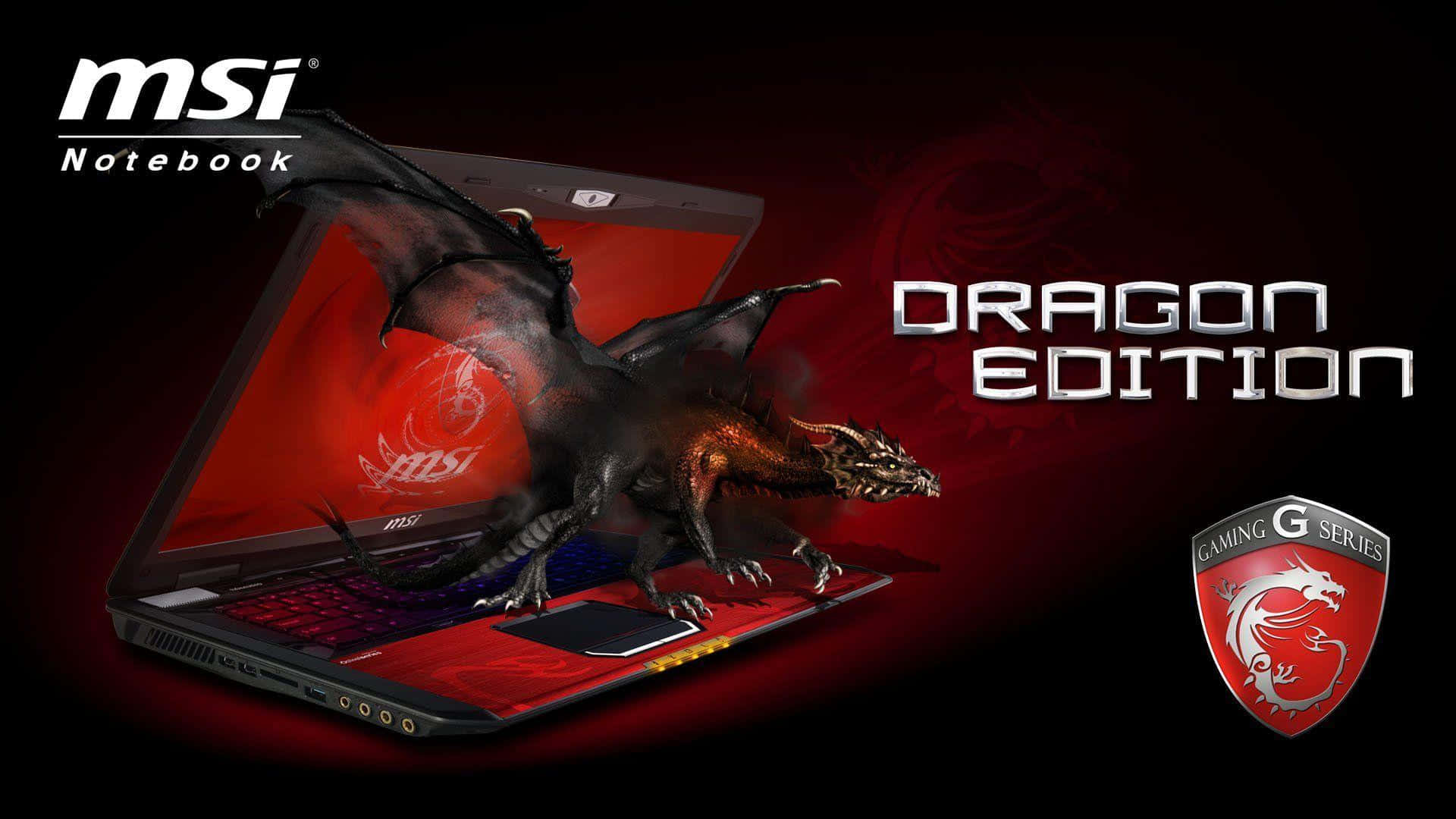 以 MSI 獲取遊戲筆記型電腦的強大效能 壁紙 — 一隻帶有發光紅眼的威脅性黑龍從顯示龍標誌的紅色MSI遊戲筆記本電腦中出現。