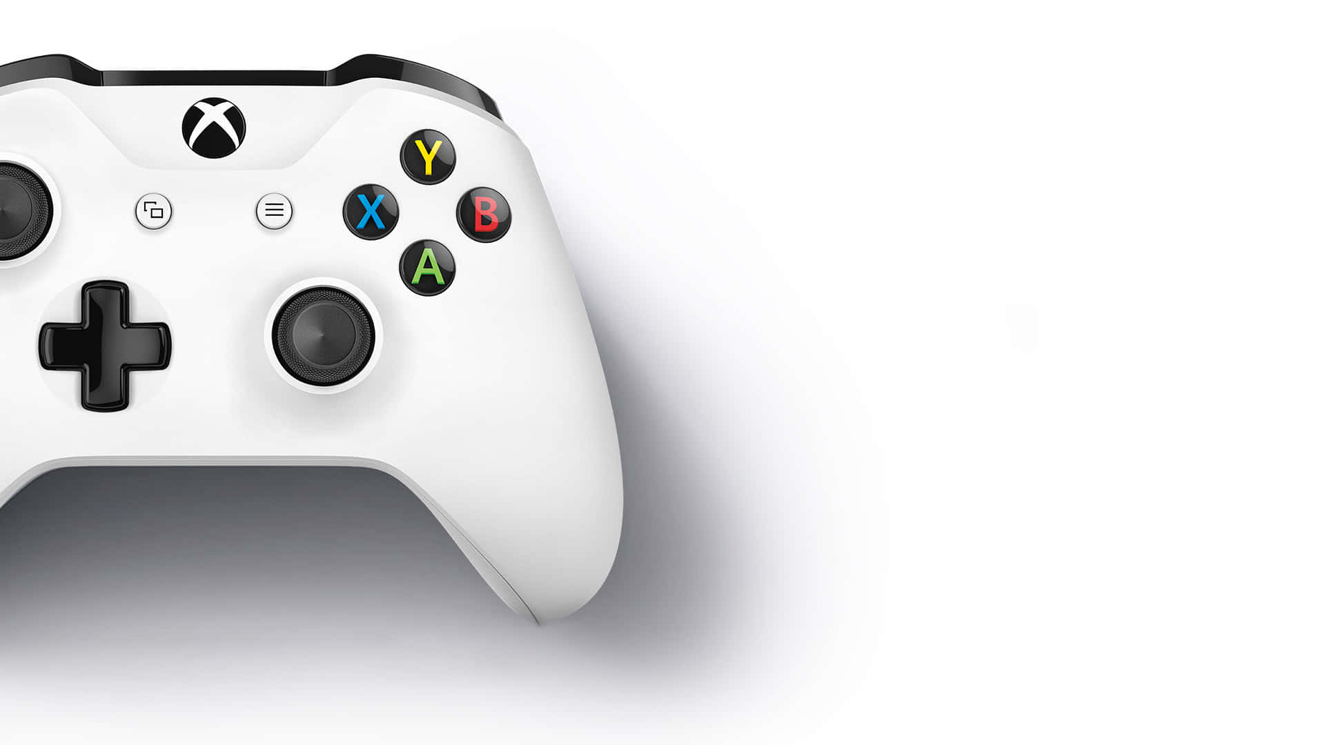 白色Xbox控制器，帶有彩色按鈕，在白色背景上。