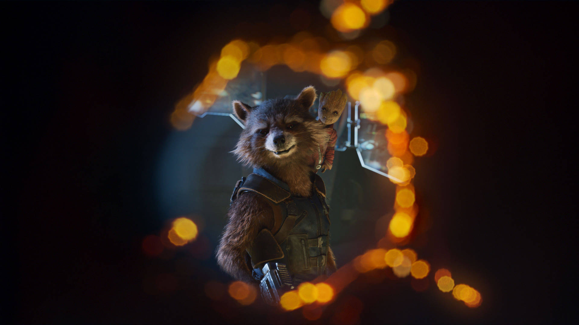 Rocket Raccoon 在一個黑暗的場景中，周圍有發光的橙色燈光。