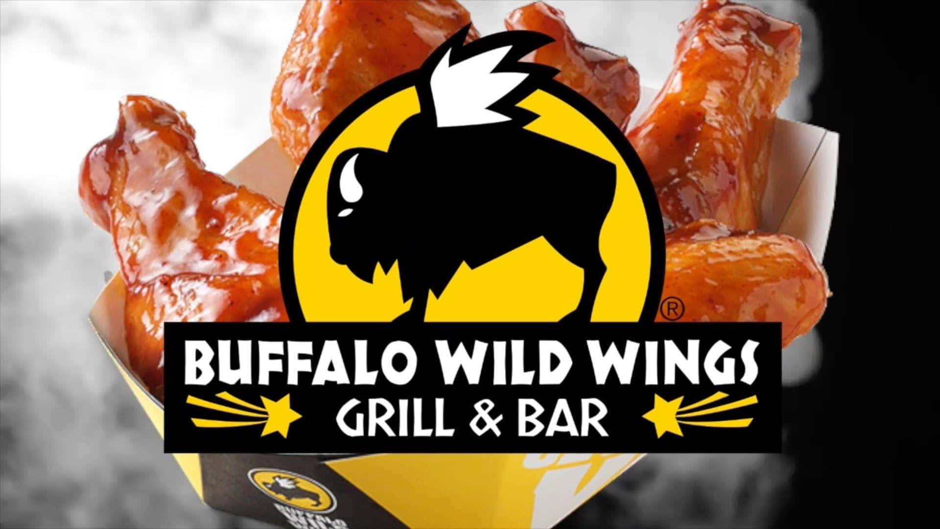 一盒帶有 Buffalo Wild Wings 標誌的釉面水牛城雞翼。