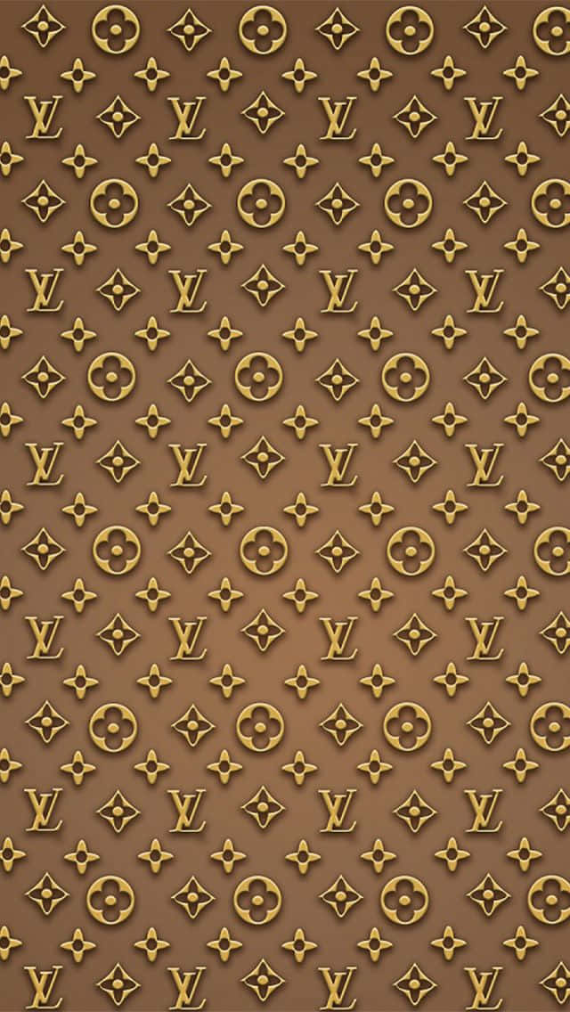 棕色背景上的金色 Louis Vuitton 字母組合圖案。