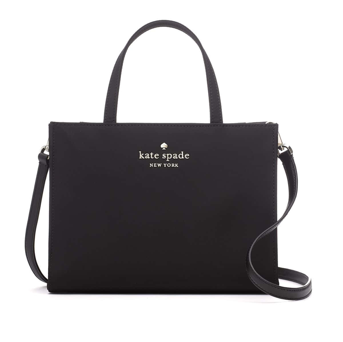 黑色kate spade new york手提袋，配有頂部手柄和肩帶。