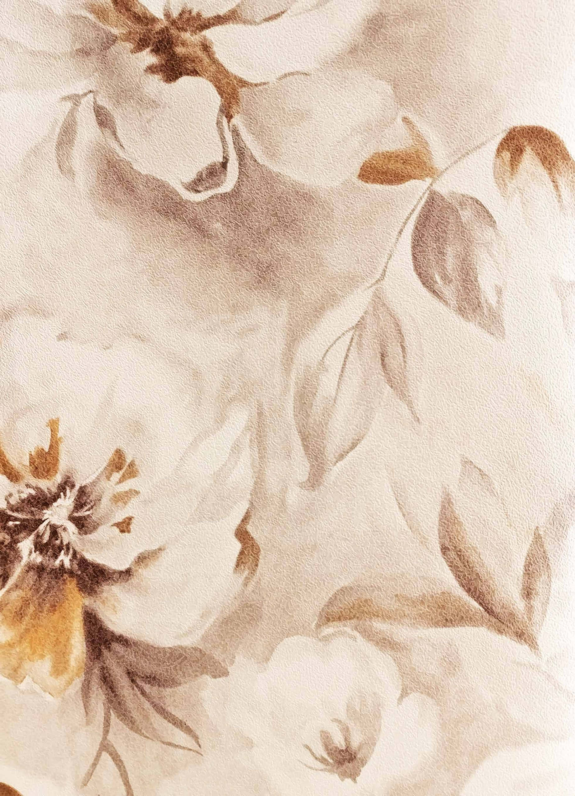 以Modest的時尚服飾展現品味 壁紙 — 柔和的水彩花卉以米色和棕色調在紋理紙上以細膩的筆觸輕輕綻放。