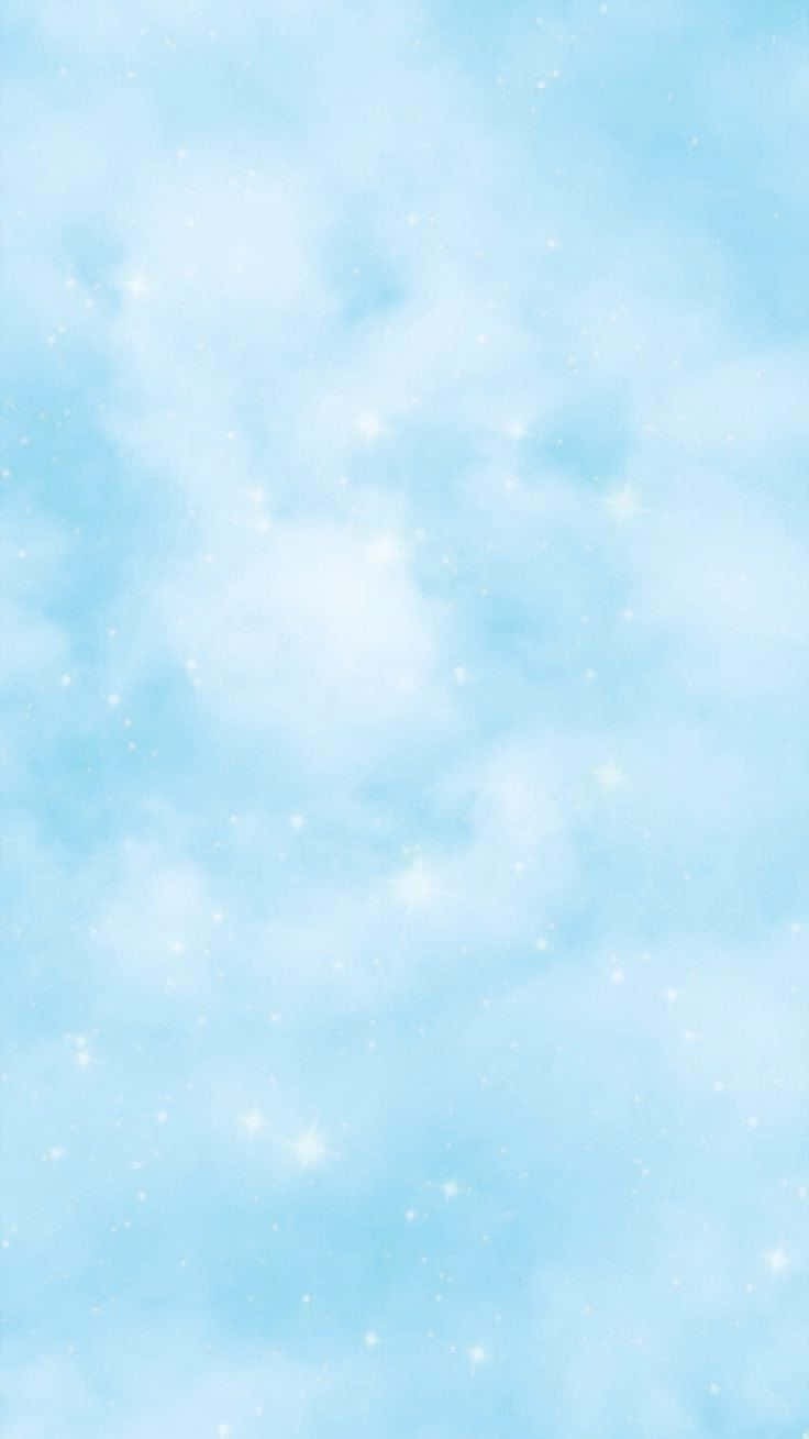 粉藍色天空，有蓬鬆雲朵和柔和星光。