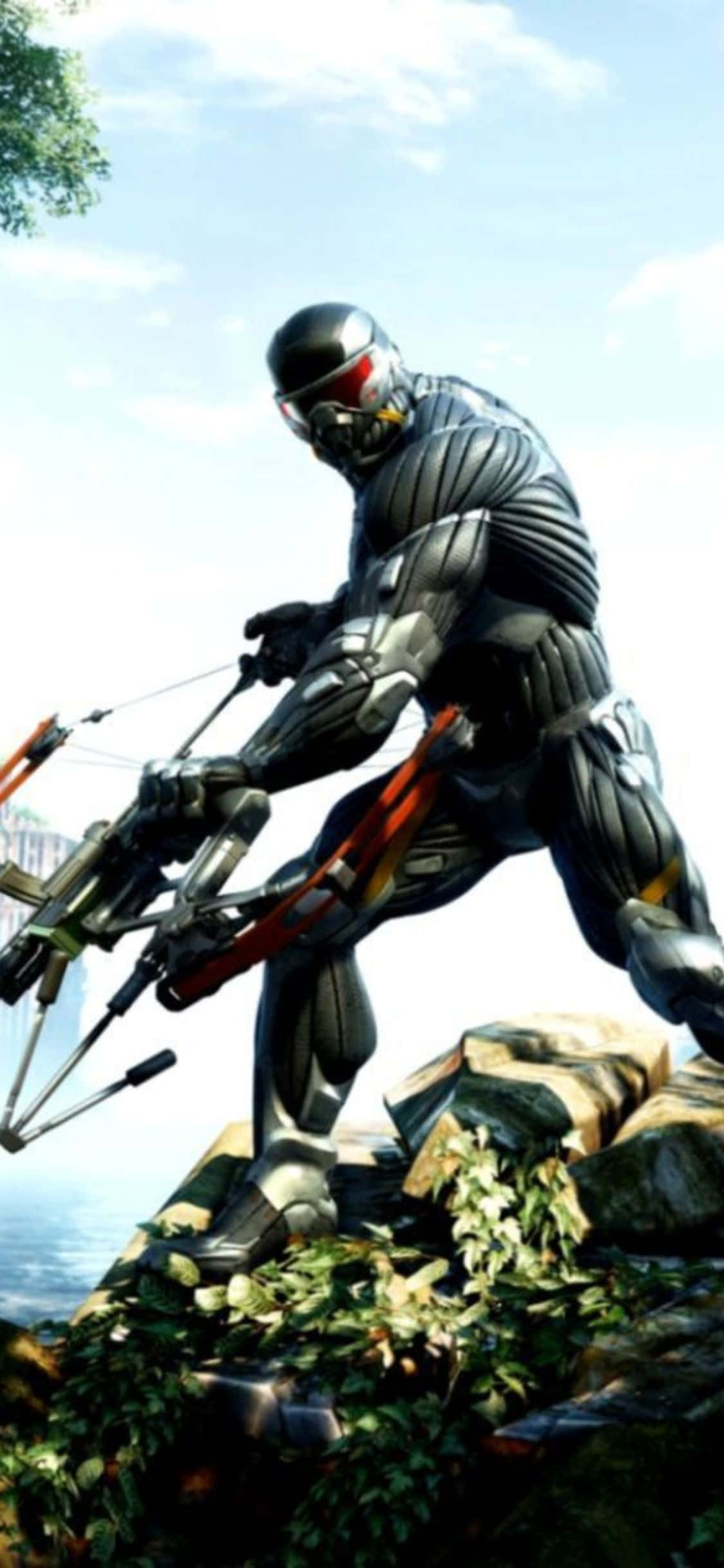 以強大 iPhone X 享受充滿動作的 Crysis 3 壁紙 — 一個擁有紅色發光眼睛的未來裝甲戰士蹲在長滿苔蘚的石頭上，手持高科技弓，背景是明亮的天空。