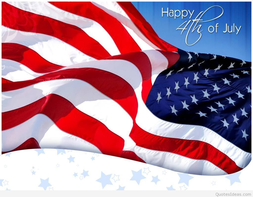 美國國旗飄揚，帶有「Happy 4th of July」文字，慶祝獨立日。