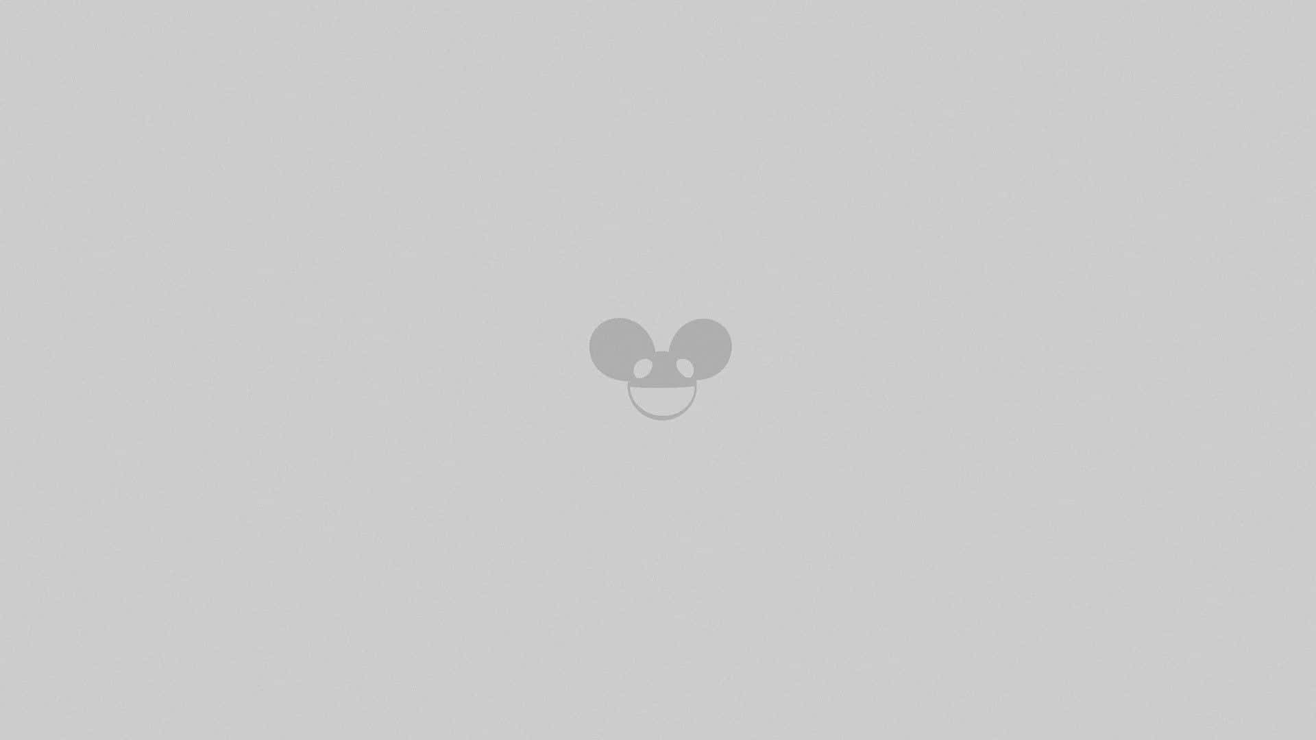 灰色背景上的笑臉老鼠頭標誌