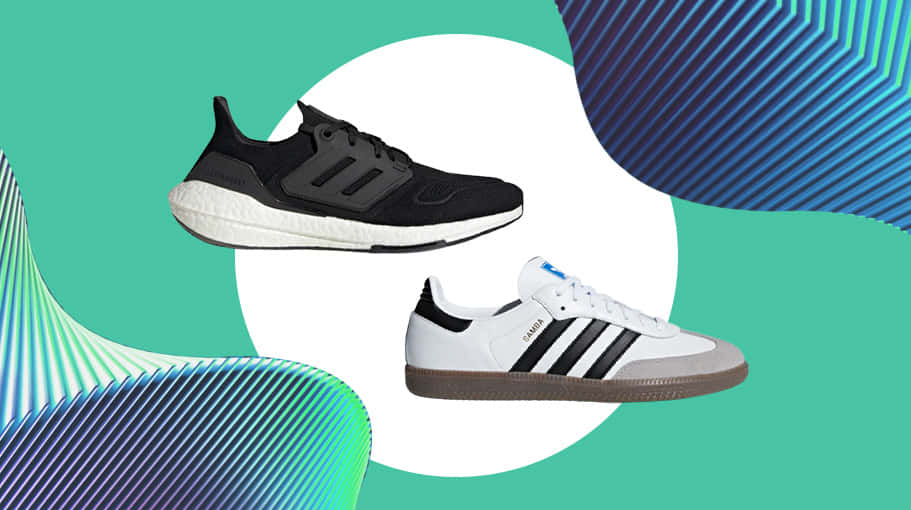 兩對 Adidas 運動鞋漂浮在色彩繽紛的抽象背景上。 — Adidas GIF 壁紙