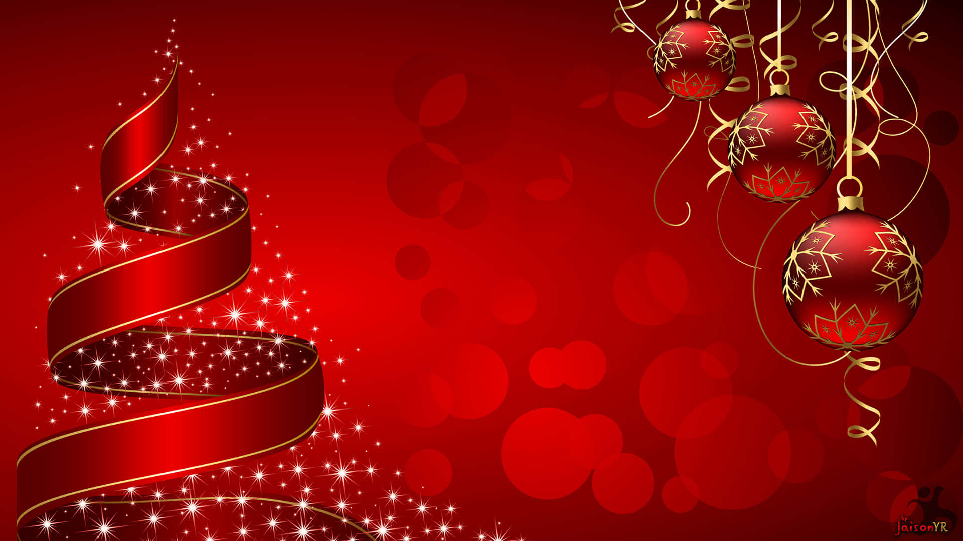 以燈光與色彩慶祝聖誕節 壁紙 — 一條節日紅絲帶螺旋成聖誕樹形狀，飾以閃爍星星，背景為濃郁紅色散景，掛有金色邊飾的裝飾品。