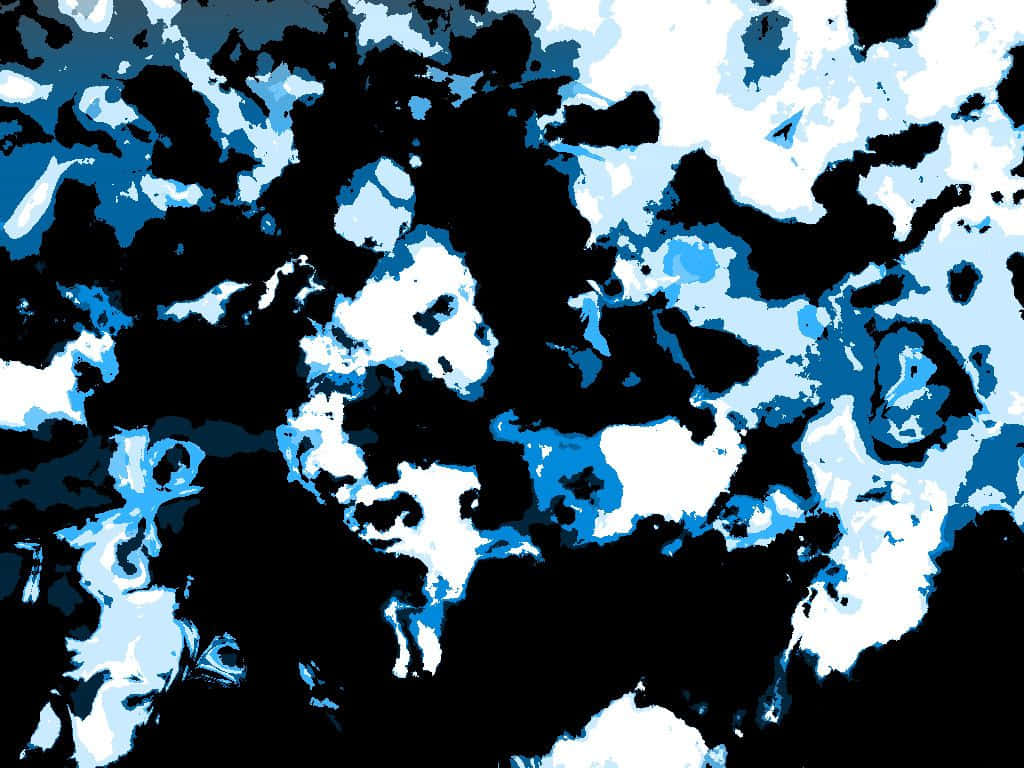 以藍色迷彩點亮你的風格 壁紙 — 抽象數位藝術作品，以大膽的黑色、藍色和白色潑濺創造出高對比度的紋理圖案。