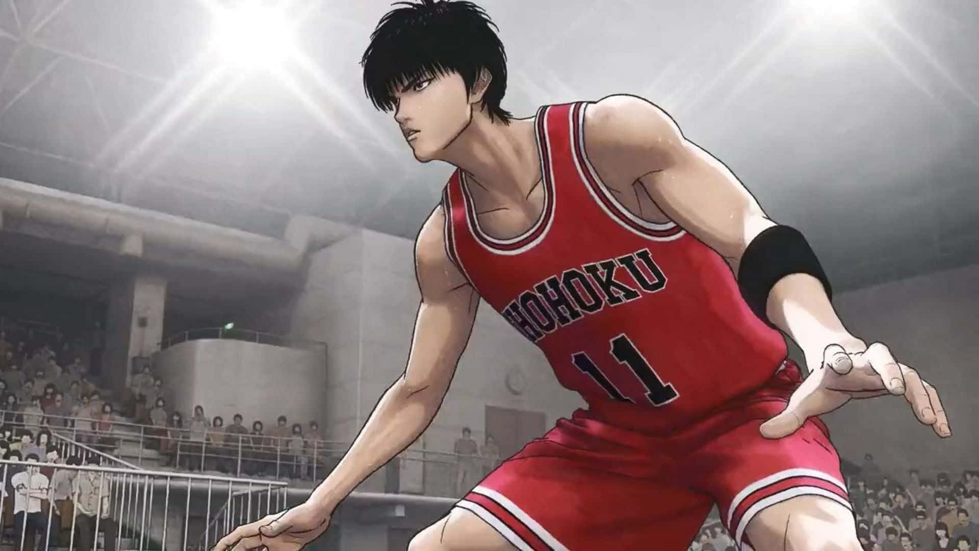 動漫籃球運動員穿著紅色Hohoku球衣在擠滿人的場館運球。