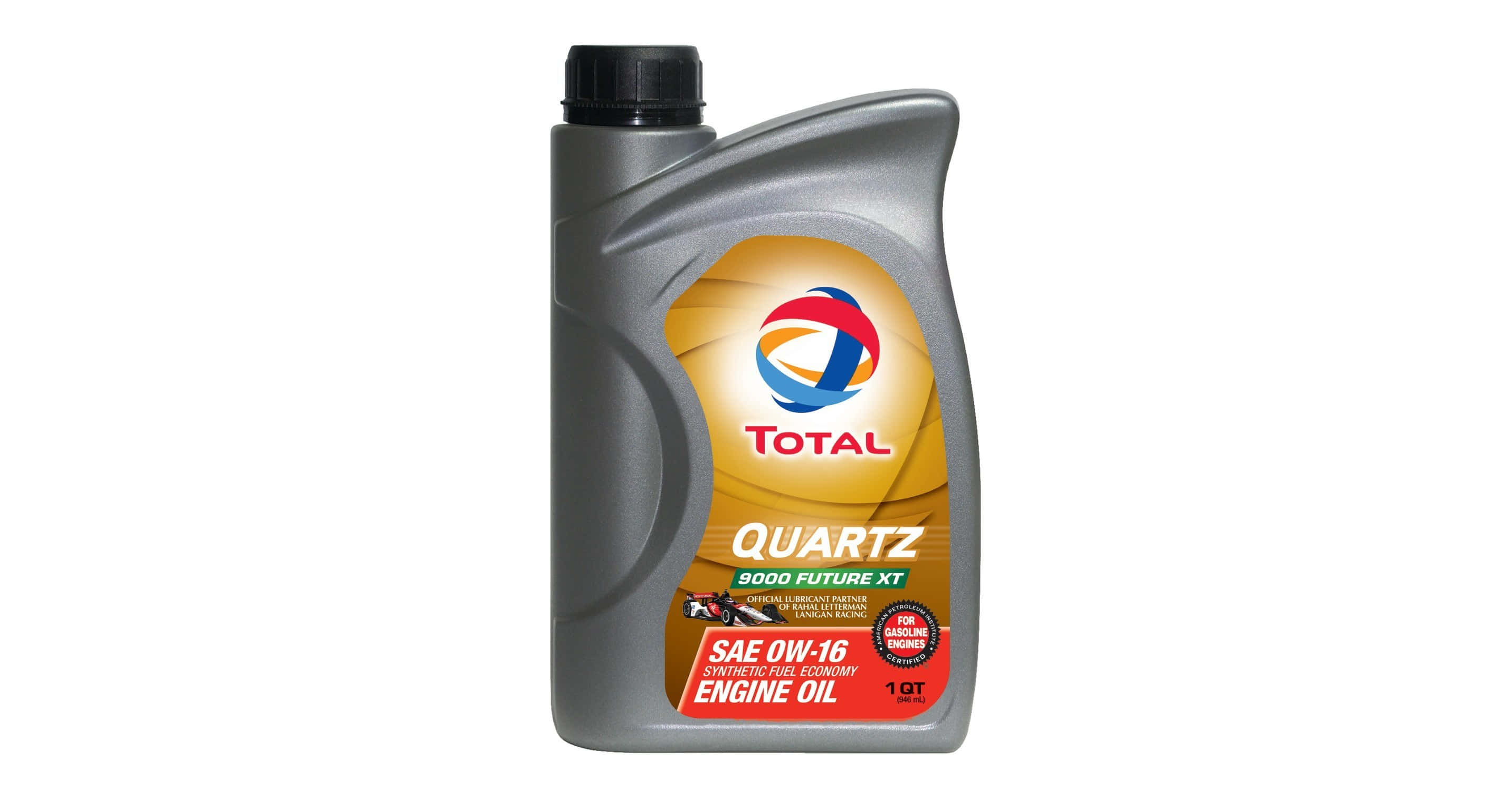 使用高品質機油，讓汽車行駛更順暢 壁紙 — 一個時尚的銀色 Total Quartz 8000 Future XT 引擎機油瓶，置於潔淨的白色背景前。