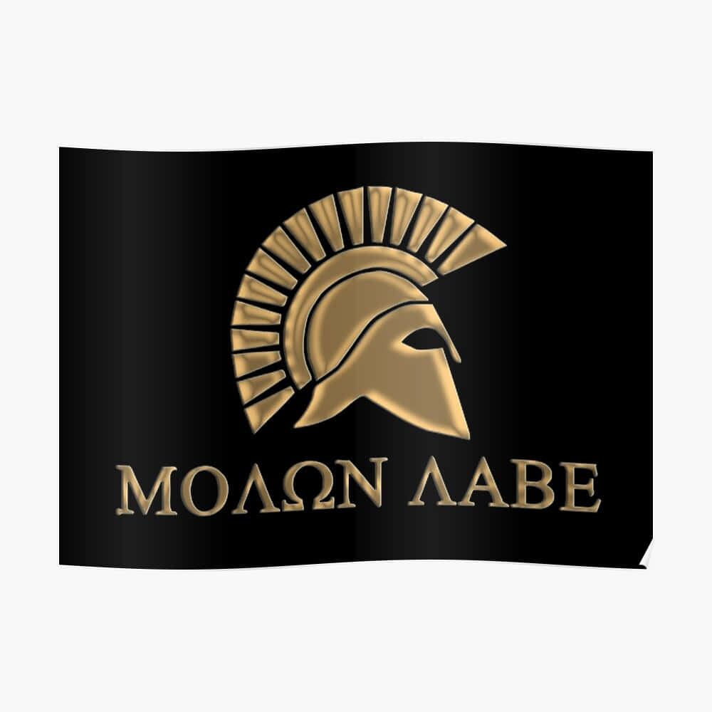 金色斯巴達頭盔標誌，帶有「molon labe」文字，位於黑色布料橫幅上。