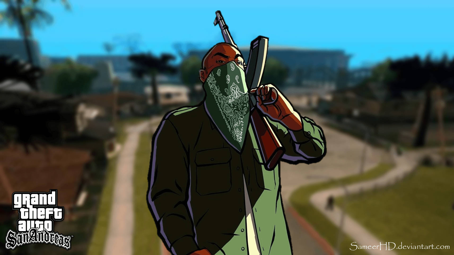 槍 桌布 壁紙 — 來自《俠盜獵車手：聖安地列斯》的蒙面角色在陽光明媚的郊區街道上，手持步槍，背景有棕櫚樹和遠處的建築物。