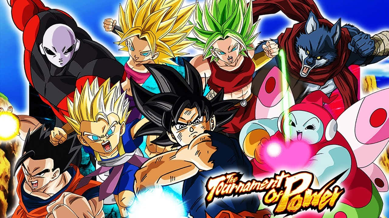Tournament Of Power 桌布 壁紙 — 來自龍珠力量大會的動態動漫角色在充滿活力的藍天下以發光的能量爆炸碰撞。