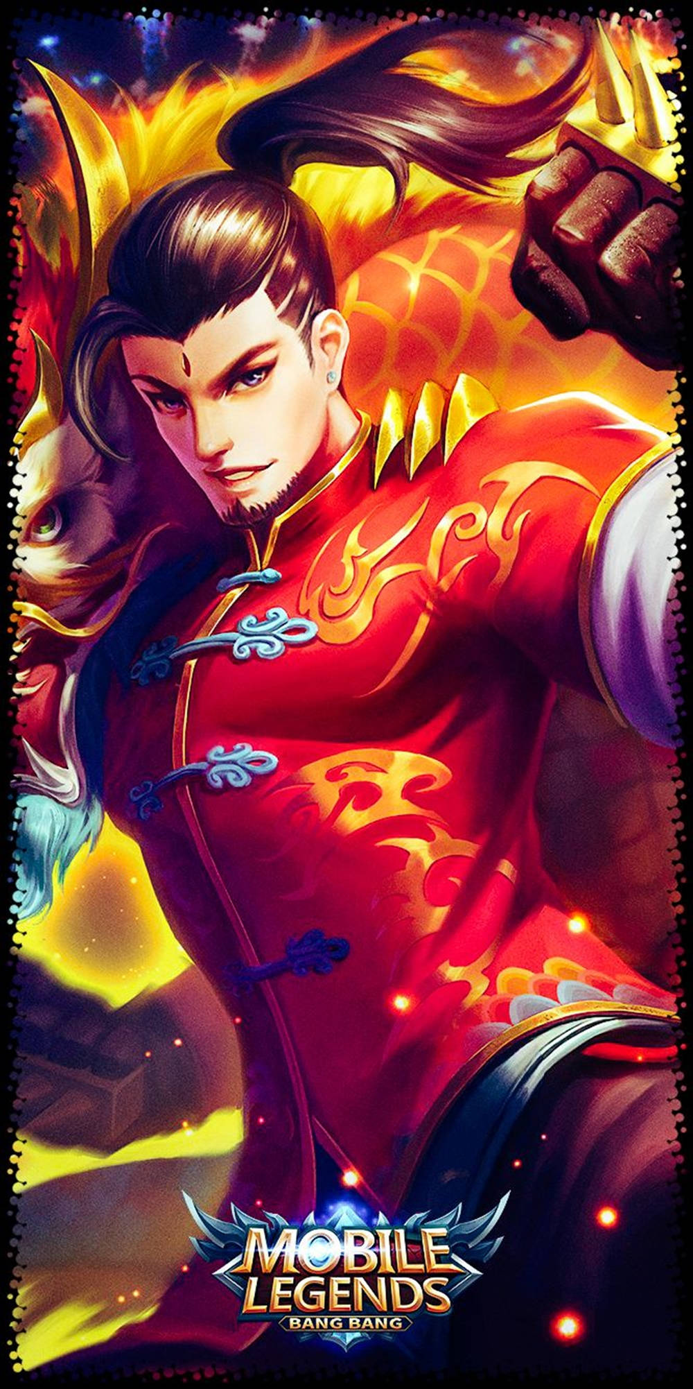 傳說對決 龍男孩 黑邊框 壁紙 — 一名身穿紅色傳統盔甲的兇猛戰士，伴隨著熾熱的火焰和一條龍夥伴，站在宇宙背景前。