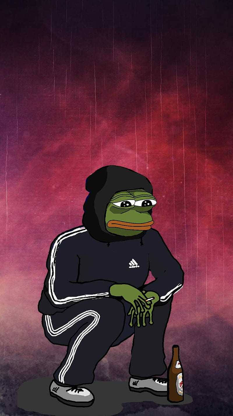 穿著連帽衫的悲傷青蛙在紫色雨夜中拿著啤酒瓶。