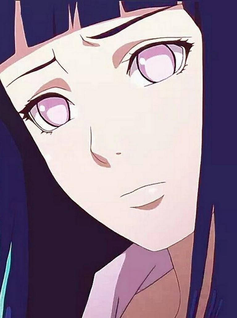 傷感的日向雛田 壁紙 — 紫眼黑髮少女向上望嘅溫柔表情特寫動畫肖像