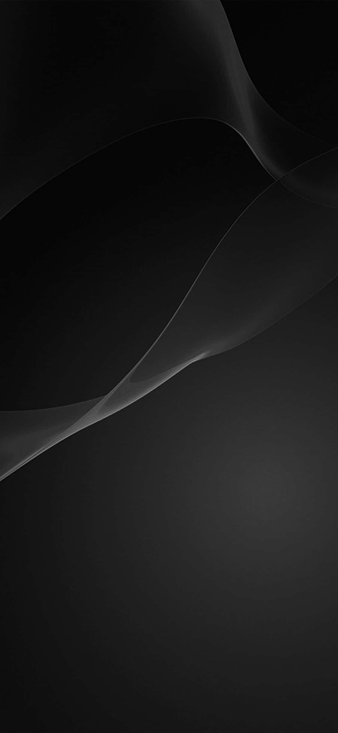 深色iPhone壁紙 桌布 壁紙 — 優雅流動的白色煙霧曲線，在深黑色漸變背景上優美地彎曲。