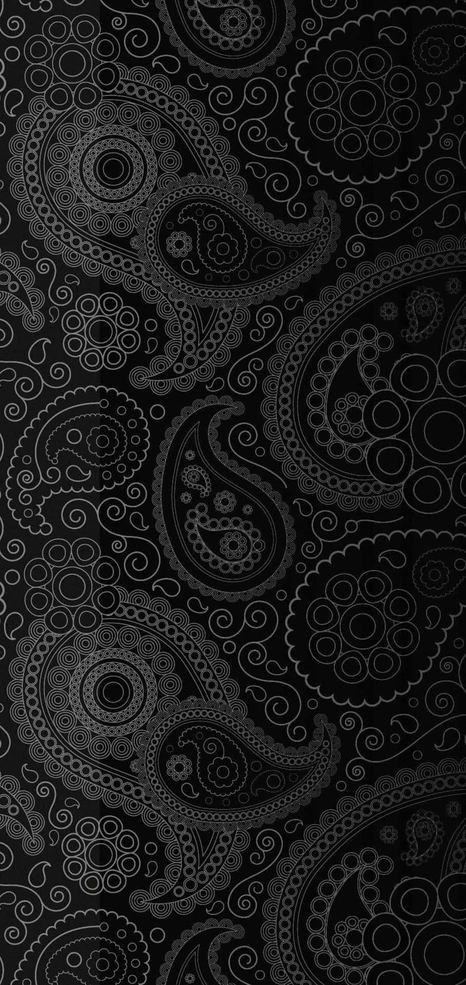 bandana 桌布 壁紙 — 優雅的黑白佩斯利圖案，在深色背景上帶有複雜的漩渦紋理。
