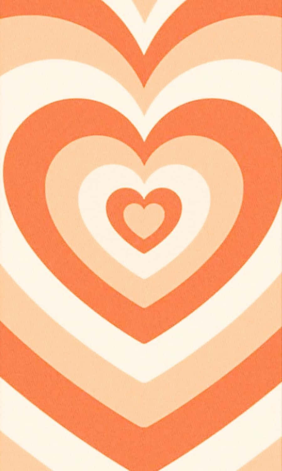 Orange Heart 桌布 壁紙 — 充滿活力的同心心形圖案，以溫暖的橙色調呈現，從中心向外輻射，形成復古幾何圖案。