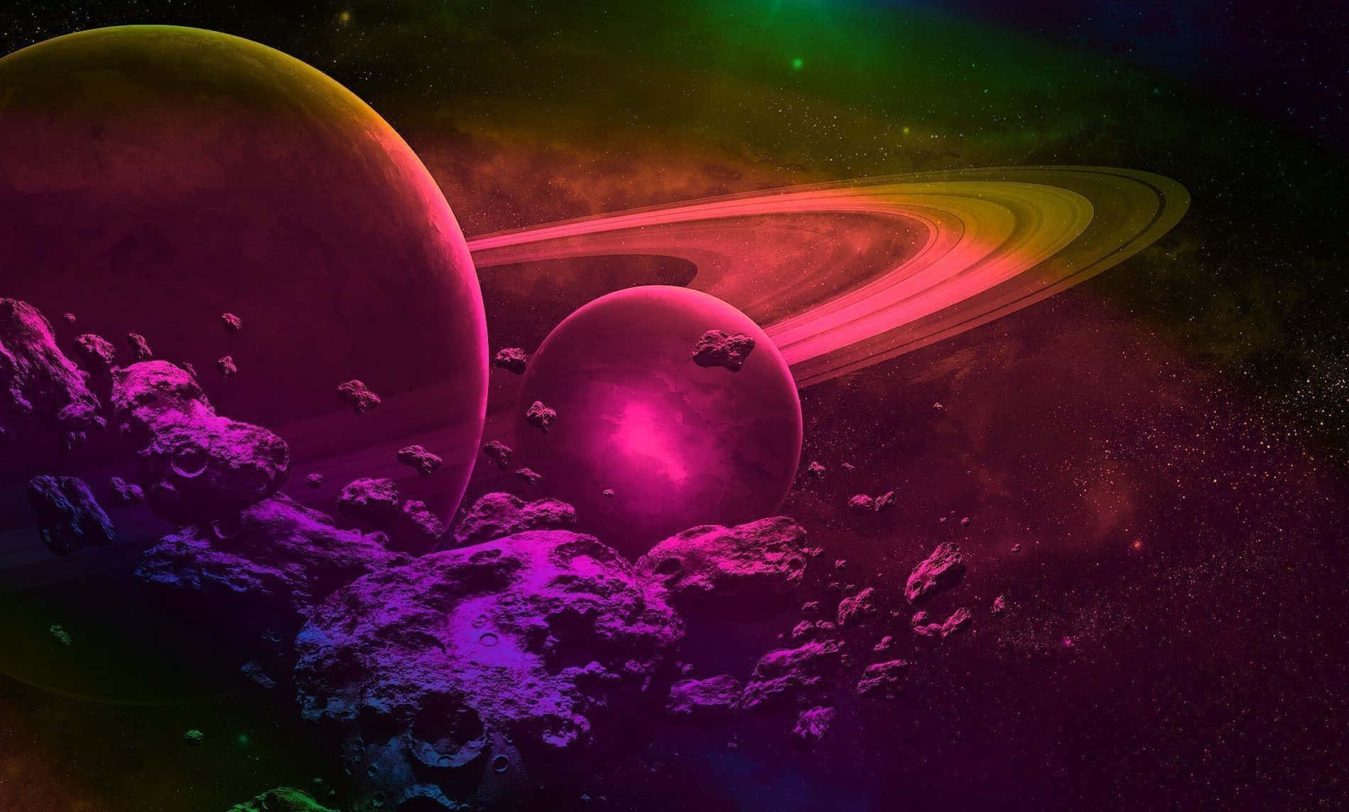 Red Space 桌布 壁紙 — 充滿活力的外星行星，帶有發光環和漂浮的小行星，沐浴在洋紅色和綠色光芒的宇宙星雲中。