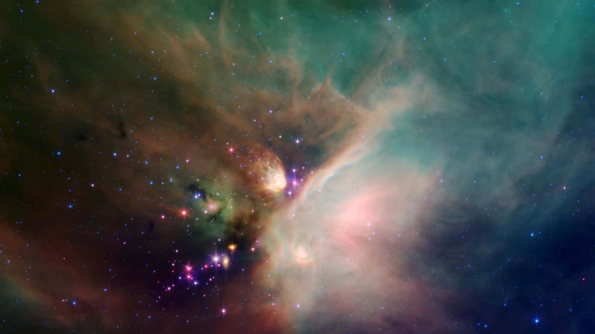 星雲 桌布 壁紙 — 充滿活力的宇宙星雲，帶有旋轉的藍綠色、橙色和粉紅色雲朵，由閃爍的星星照亮，背景是黑暗虛空。