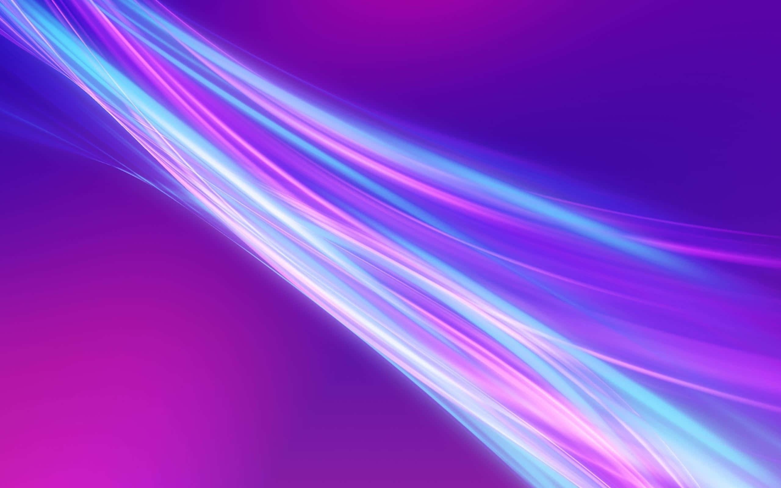 螢光紫 桌布 壁紙 — 充滿活力的霓虹燈光條紋沿對角線流過漸變紫色和藍色背景。