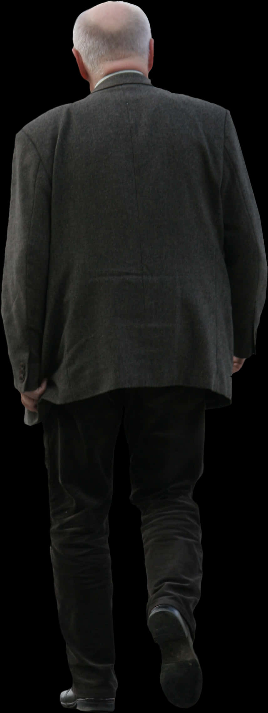 光頭男子背影遠去 壁紙 — 一個光頭男子穿著深色西裝，雙手插袋，在純黑色背景前走開。