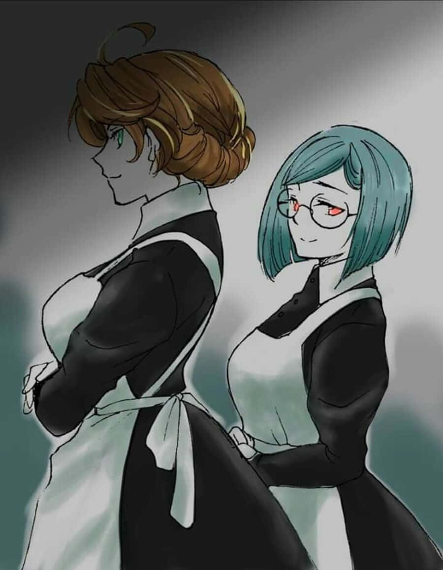 The Promised Neverland Gilda 桌布 壁紙 — 兩位動漫風格的女僕穿著黑色連衣裙和白色圍裙，在柔和的灰色背景上面無表情地背對背站立。
