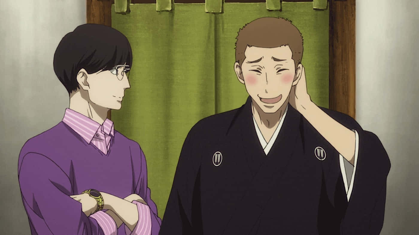 shouwa genroku rakugo shinjuu 桌布 壁紙 — 兩位動畫男性穿著傳統與現代服飾，在綠色窗簾背景下於室內共享溫馨時刻。