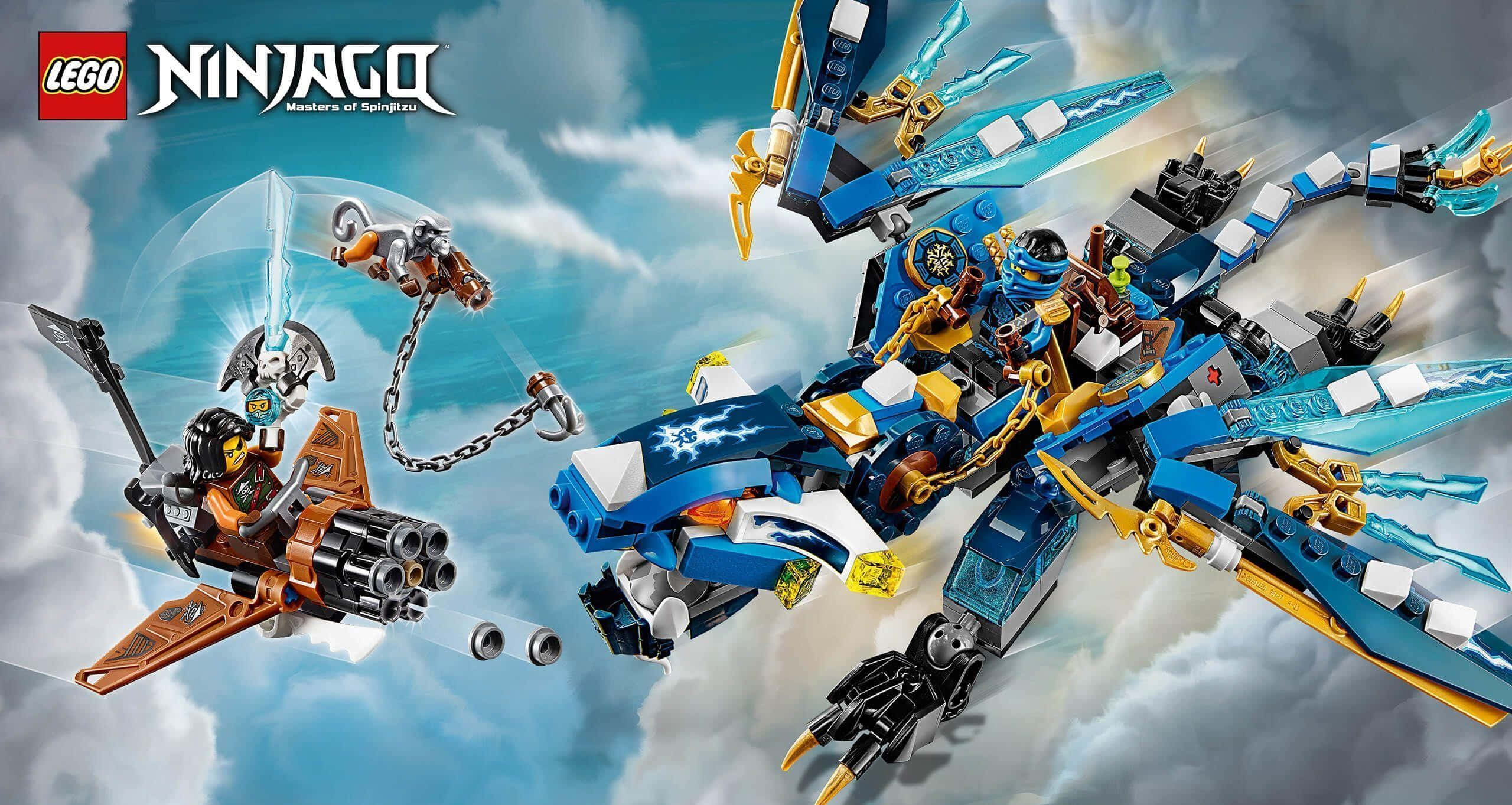 Ninjago 桌布 壁紙 — 兩個LEGO旋風忍者角色在雲層背景下騎著機械龍在空中戰鬥。