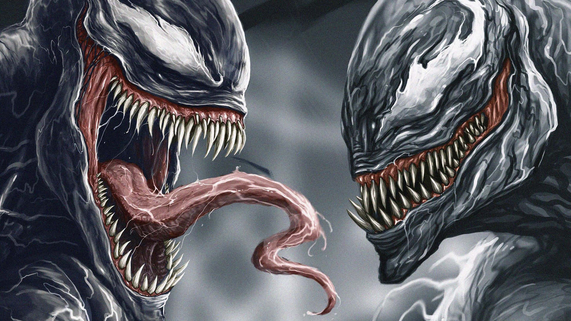 Symbiote 桌布 壁紙 — 兩個兇猛的毒液共生體張開大嘴，伸出舌頭，在暴風雨的灰色背景下對峙。
