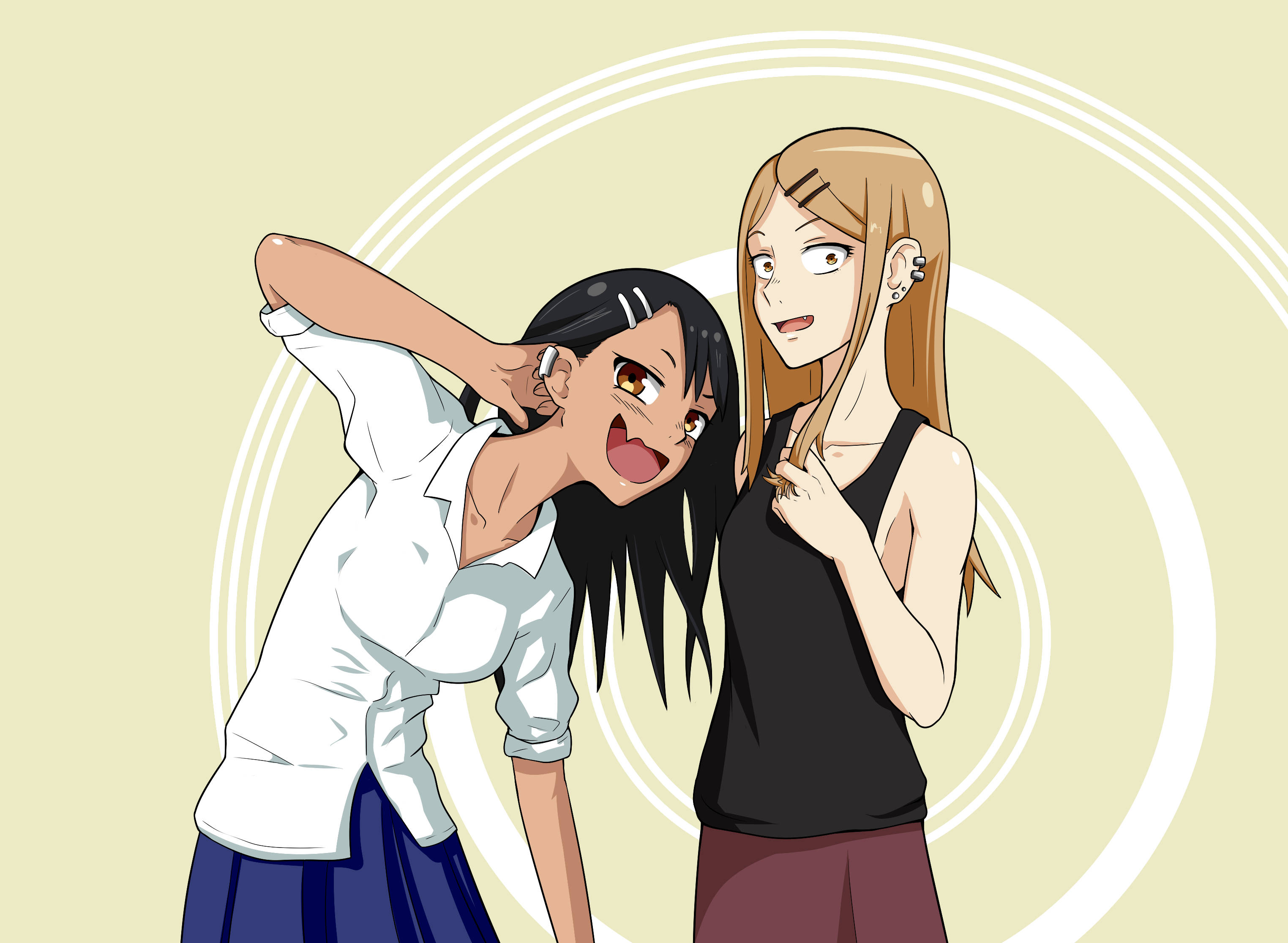 Nagatoro 桌布 壁紙 — 兩個動漫女孩在帶有白色同心圓的柔和米色背景前頑皮地擺姿勢，一個穿著白色襯衫在伸展，另一個穿著黑色背心微笑。
