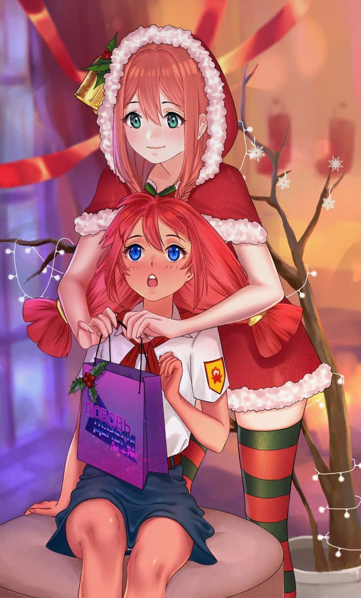 Mikuru Asahina 桌布 壁紙 — 兩個動漫女孩穿著節日紅色服裝，其中一個在溫暖發光的背景下拿著一個帶有冬青的紫色禮物袋。