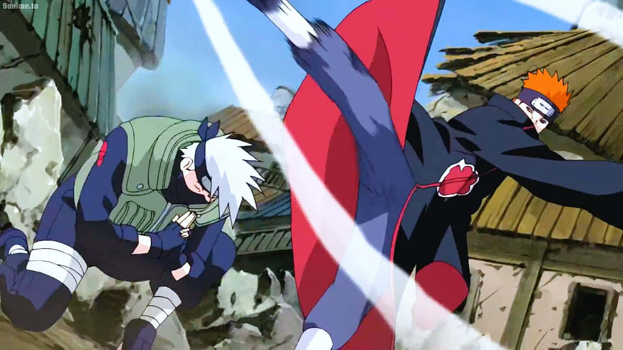 Kakashi And Pain 桌布 壁紙 — 兩個動漫忍者喺晴朗藍天下嘅破爛木建築之間展開激烈戰鬥。