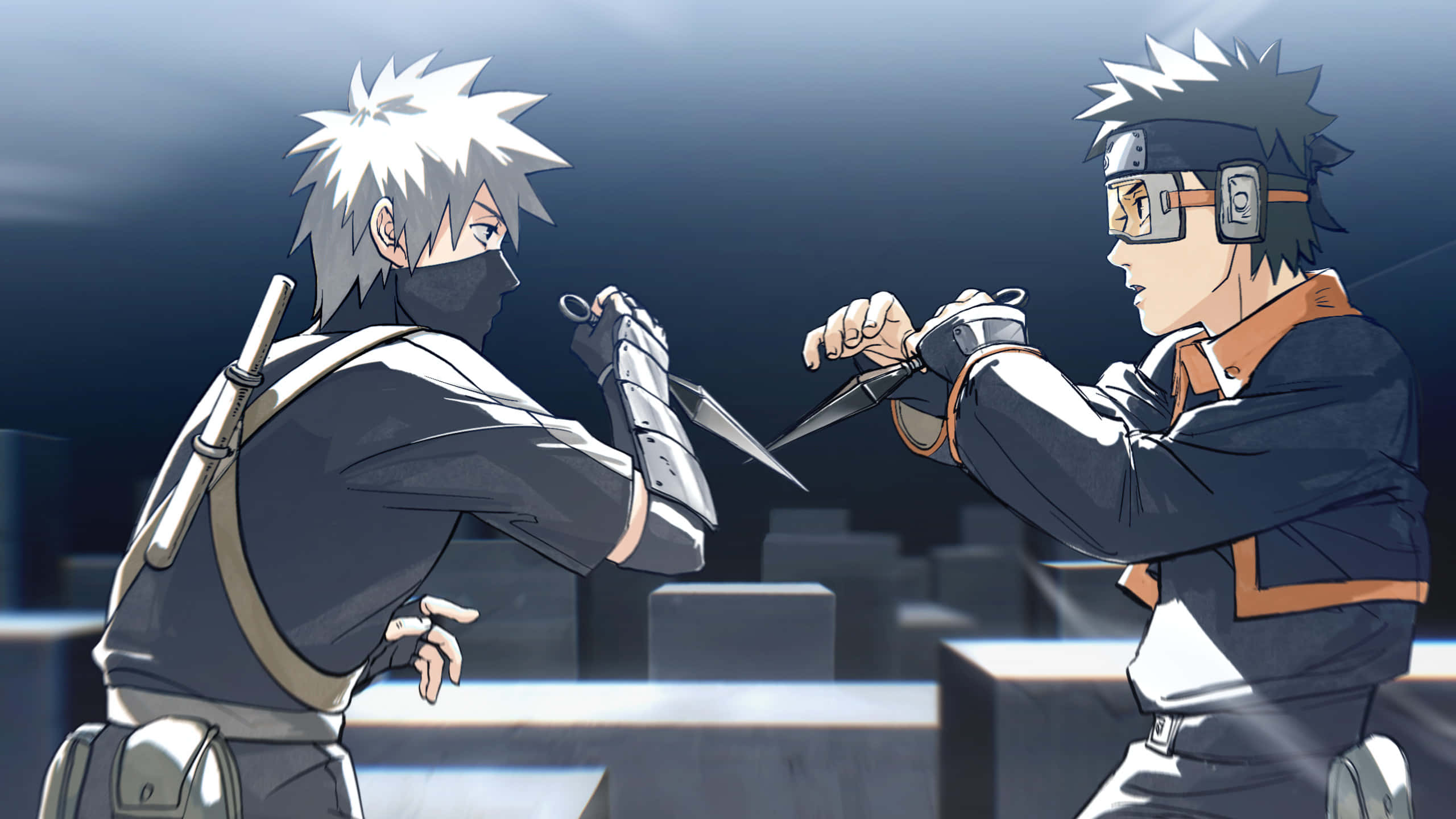Kakashi And Tobi 桌布 壁紙 — 兩個動漫忍者在戲劇性的藍色燈光下，在屋頂上展開緊張的決鬥，鋒利的刀刃伸出。