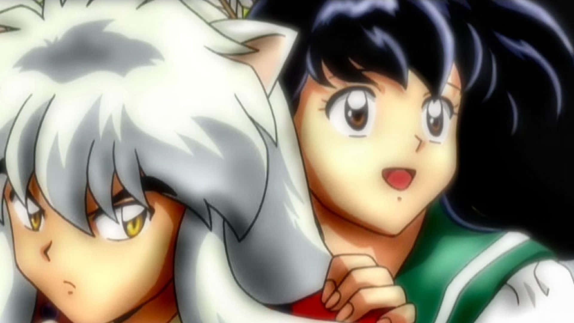 Kagome Higurashi 桌布 壁紙 — 兩個動漫角色，一個有白髮和黃眼睛，另一個有黑髮和綠色上衣，表情豐富地向前看。