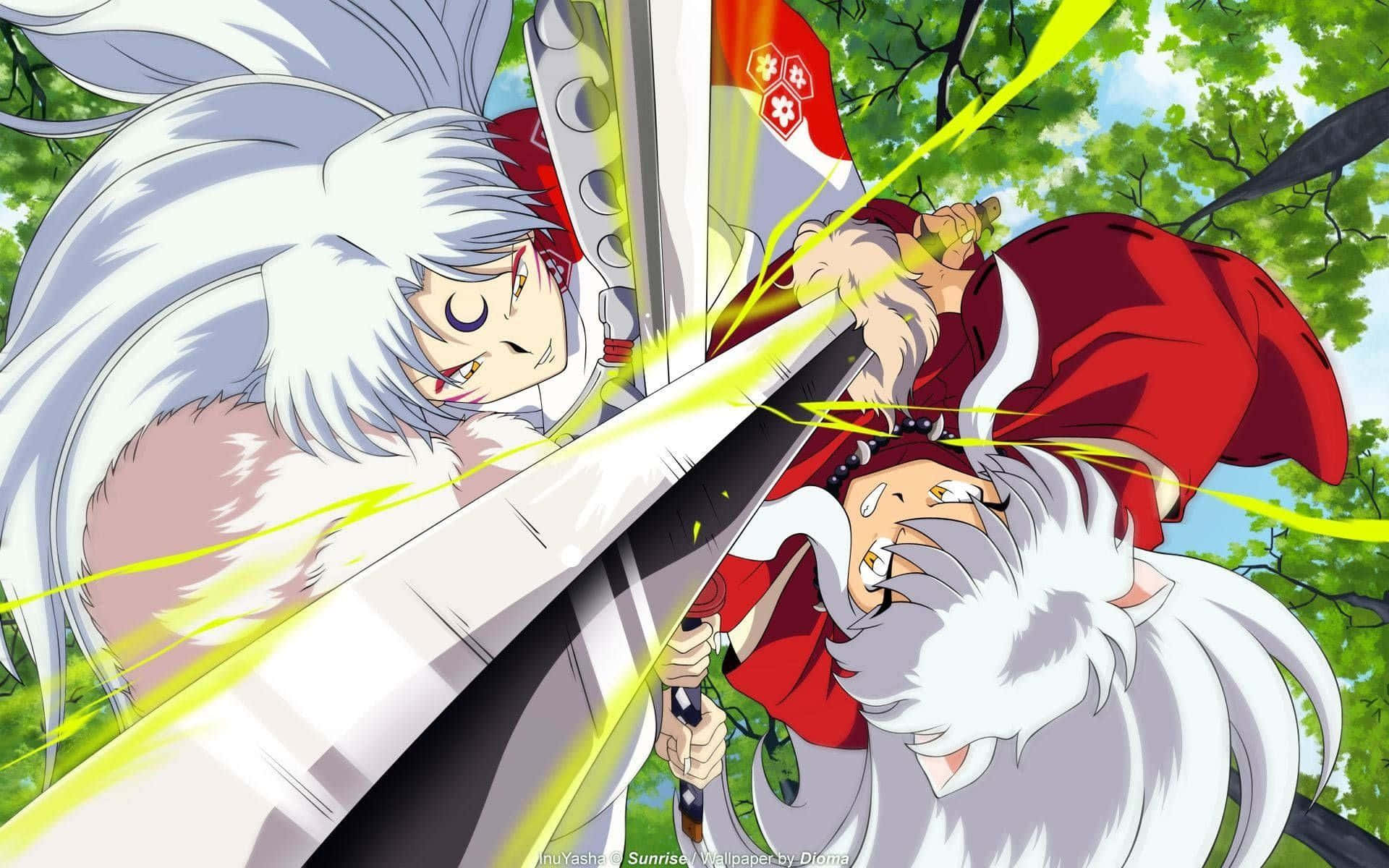 Inuyasha And Sesshomaru 桌布 壁紙 — 兩個動漫角色在充滿活力的森林中揮劍交鋒，黃色發光能量火花在他們之間飛舞。