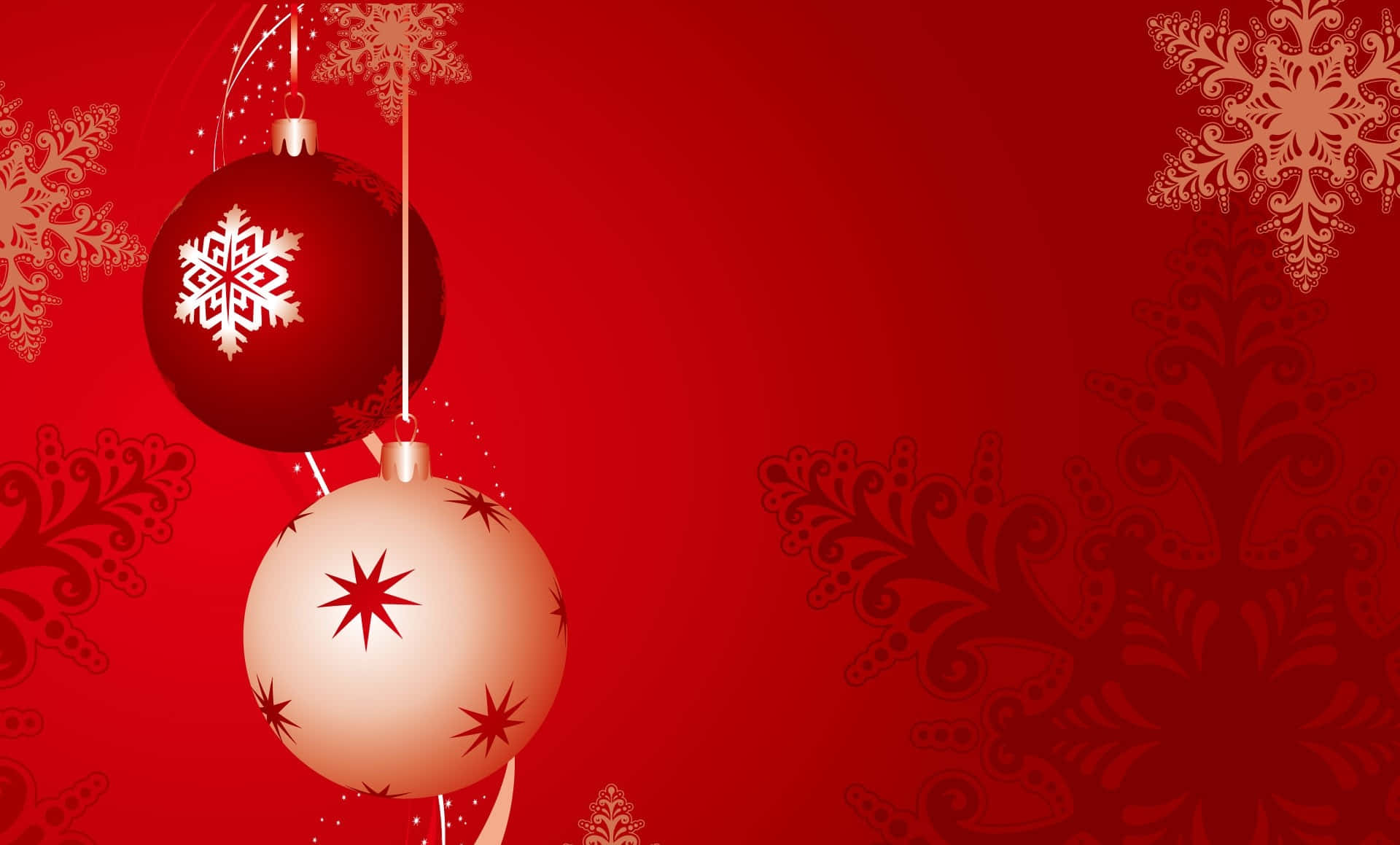 Red Aesthetic Christmas 桌布 壁紙 — 兩個懸掛的聖誕裝飾品，帶有雪花和星星圖案，漂浮在裝飾性雪花的豐富紅色背景上。