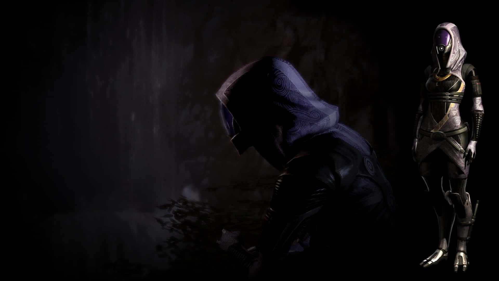 Tali'zorah 桌布 壁紙 — 兩個戴著兜帽的身影站在一個黑暗的洞穴中，一個跪著，一個站著，兩人都穿著陰影般的盔甲，帶有發光的紫色點綴。