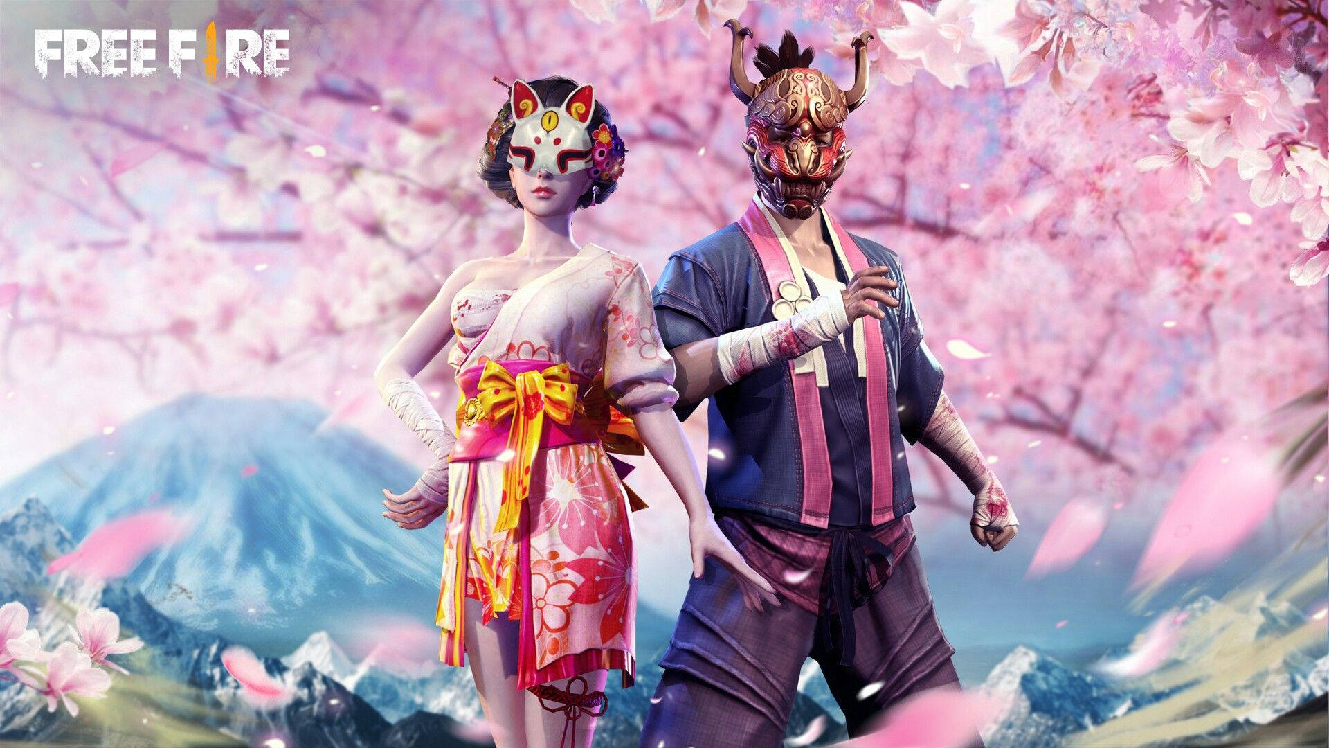 Free Fire Sakura 桌布 壁紙 — 兩個戴面具的角色穿著充滿活力的日式風格服裝，站在飄落的櫻花中，背景是雪山。