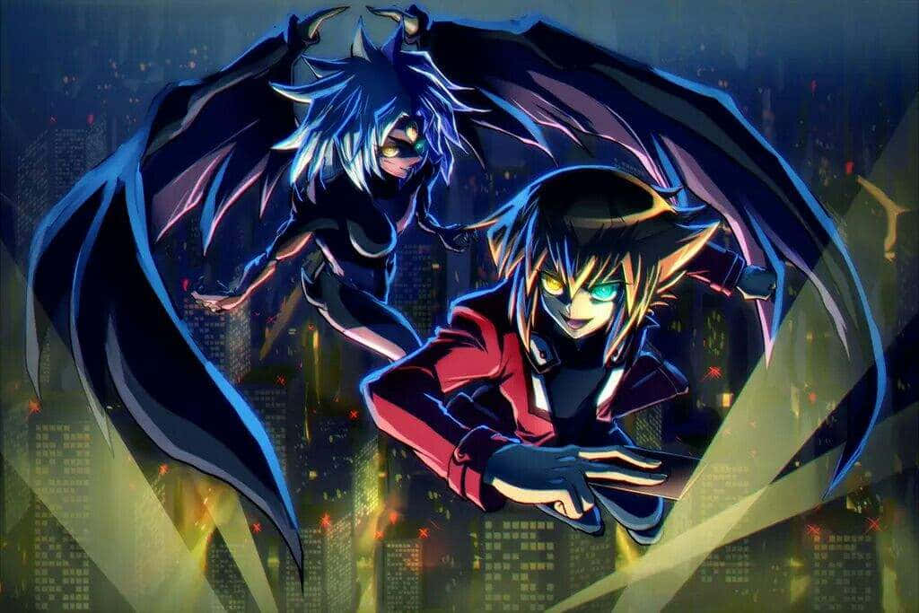 Jaden Yuki 桌布 壁紙 — 兩個藍色頭髮和翅膀的動漫角色在夜晚發光的城市景觀上空翱翔。