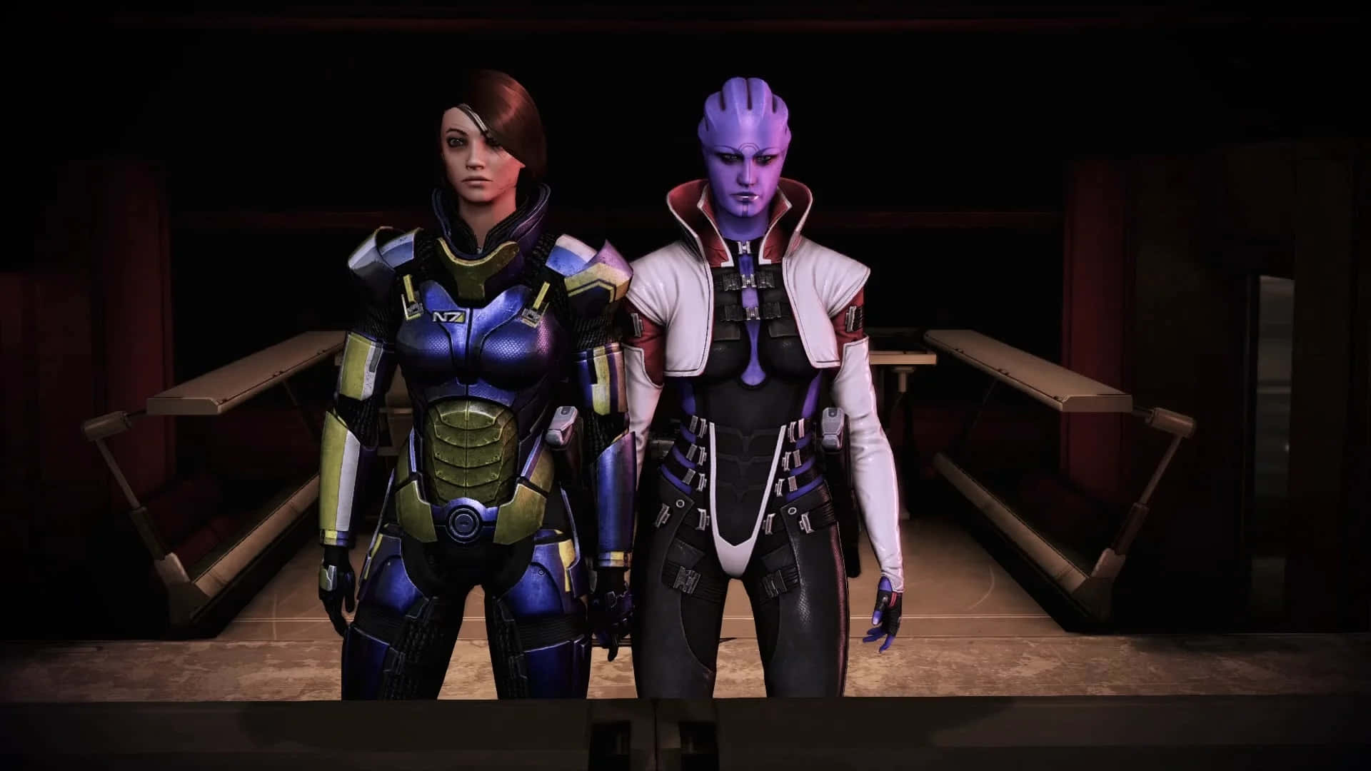 Aria T'loak 桌布 壁紙 — 兩個裝甲科幻角色並排企喺燈光昏暗嘅未來走廊。