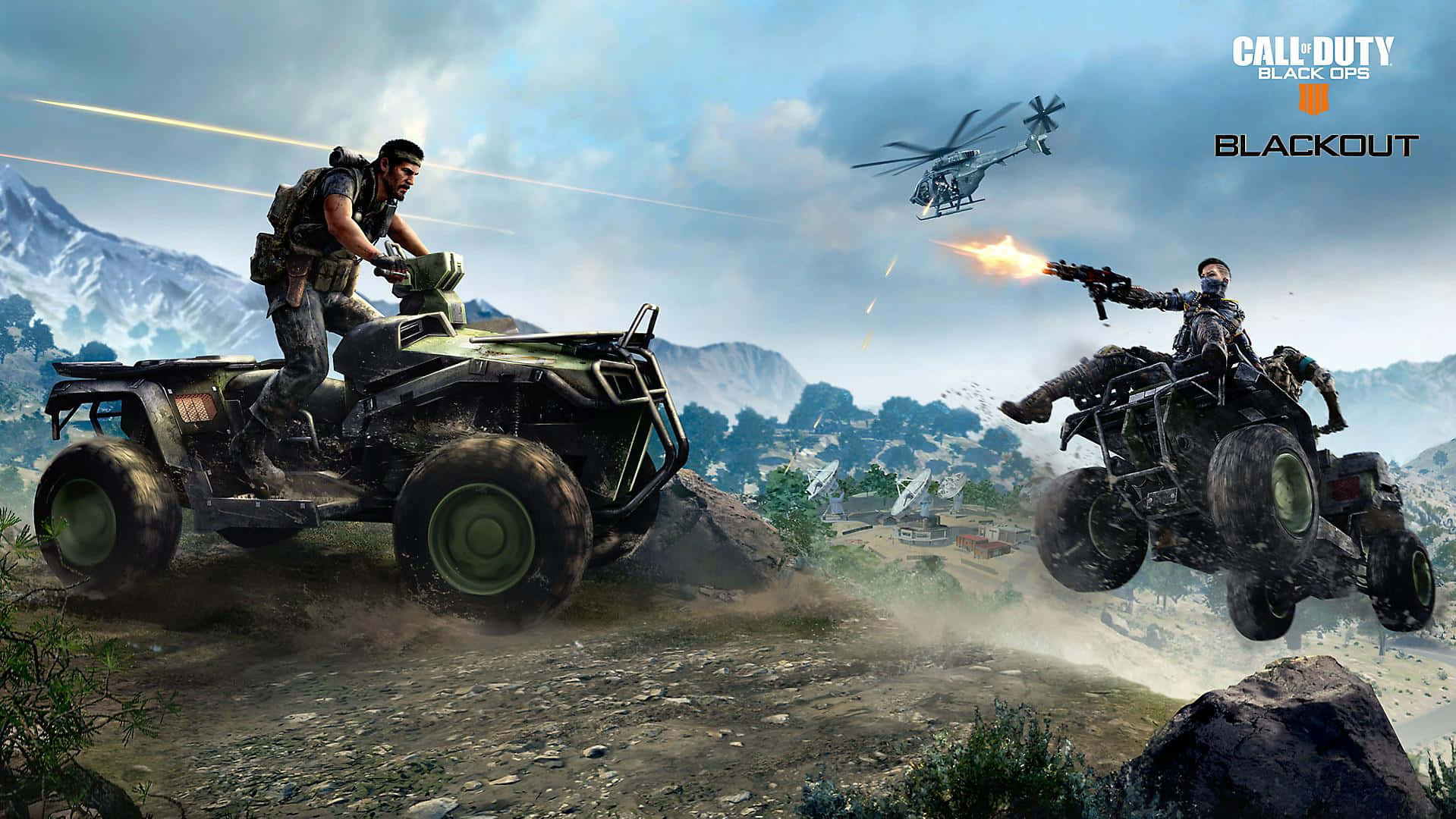 Call Of Duty Vehicles 桌布 壁紙 — 兩名士兵駕駛堅固的ATV穿越塵土飛揚的山間小徑，直升機在上方開火，呈現高強度的戰鬥場景。
