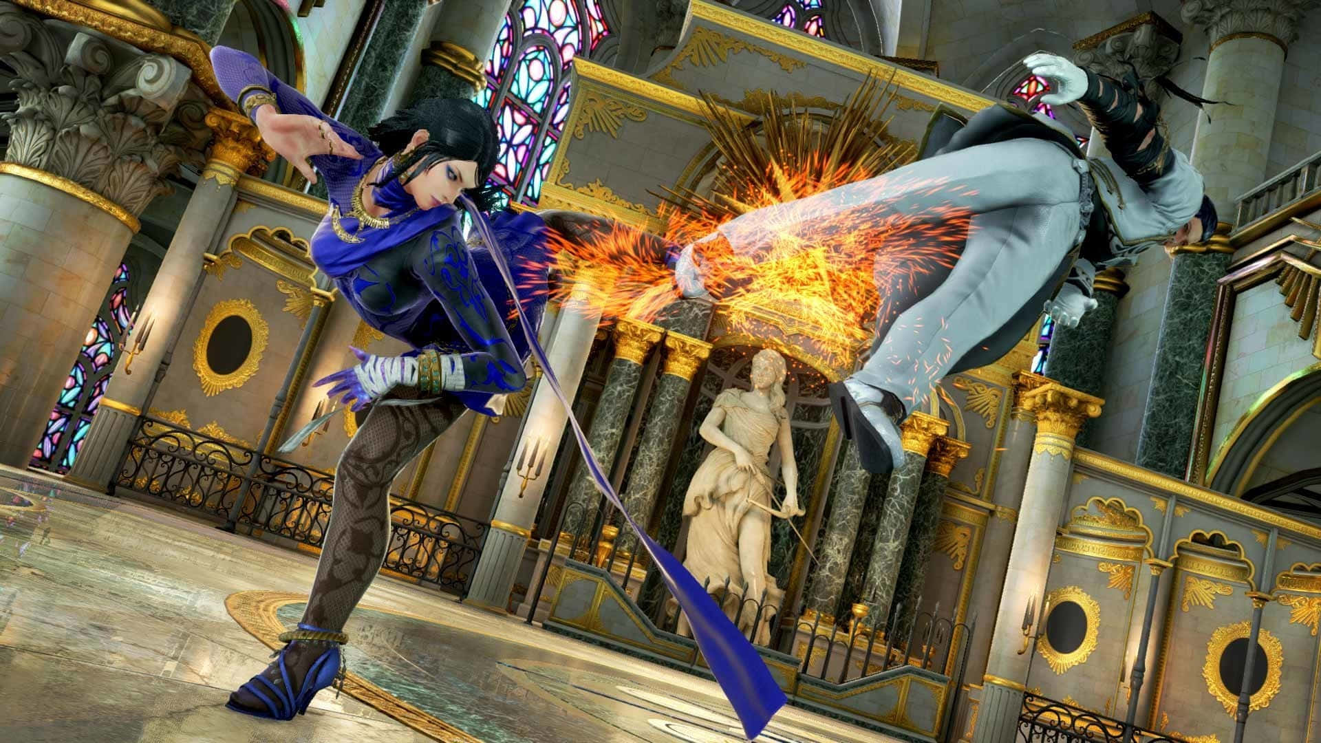 Tekken Characters 桌布 壁紙 — 兩名戰士在一座擁有彩繪玻璃窗和大理石柱的大教堂中交鋒，武器迸發出熾熱的火花。