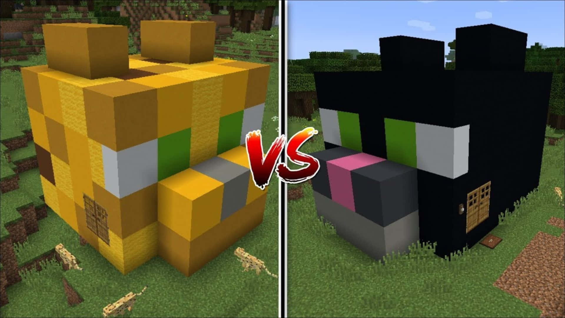 Minecraft Ocelot 桌布 壁紙 — 兩間方塊風格的Minecraft貓屋在草地上對峙，一間黃色綠眼，另一間黑色粉紅鼻。